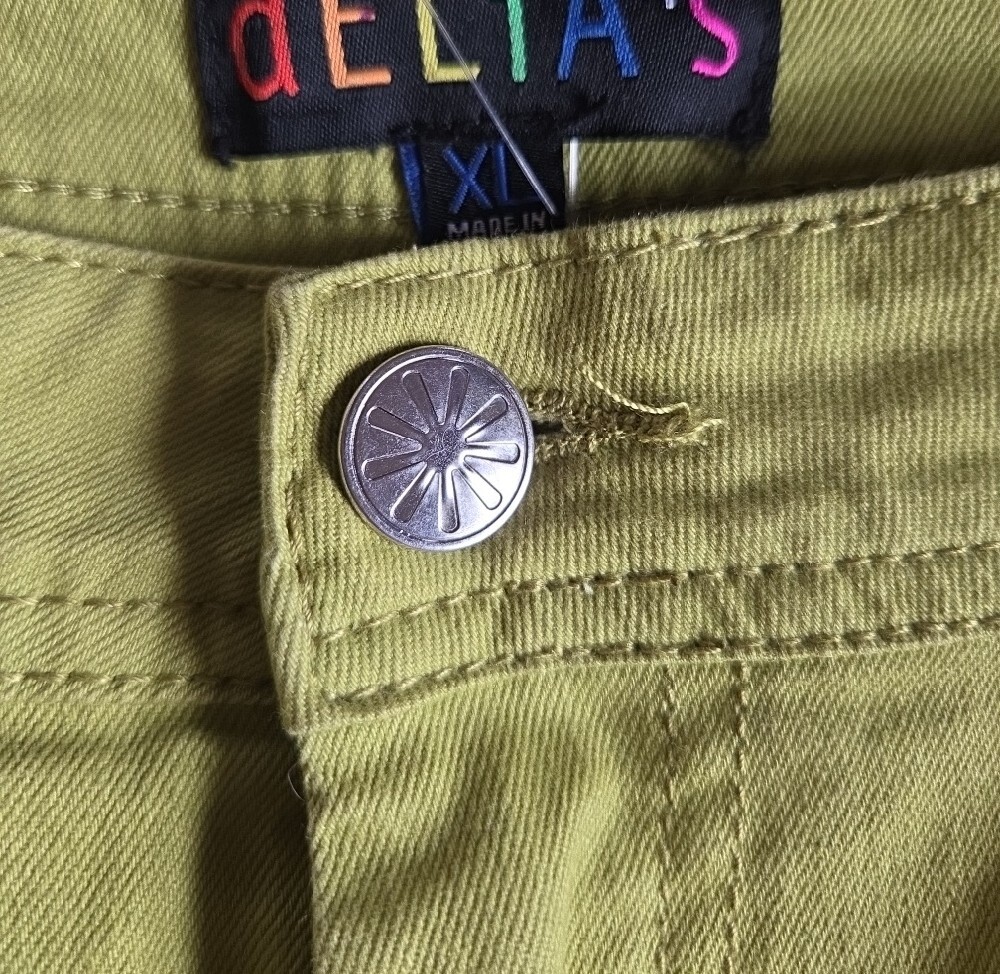 dELiA*s Olive Green Straight-Leg Trousers - Picture 2 of 4